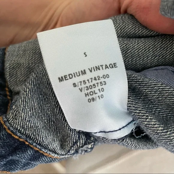 Gap 1969 Medium Vintage Classic Medium Wash Jean Denim Normcore Jacket Sz Small - Picture 5 of 7